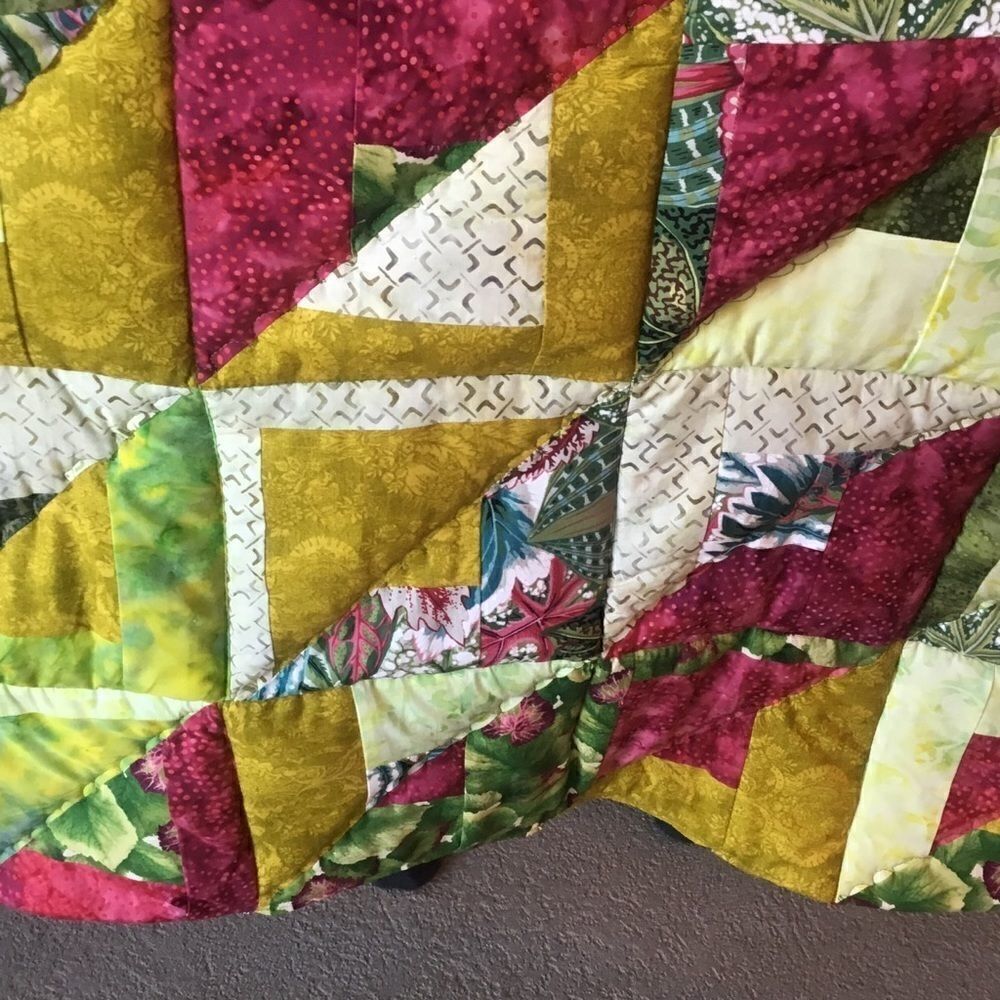 Modern Hand Crafted Quilt - Picture 4 of 15